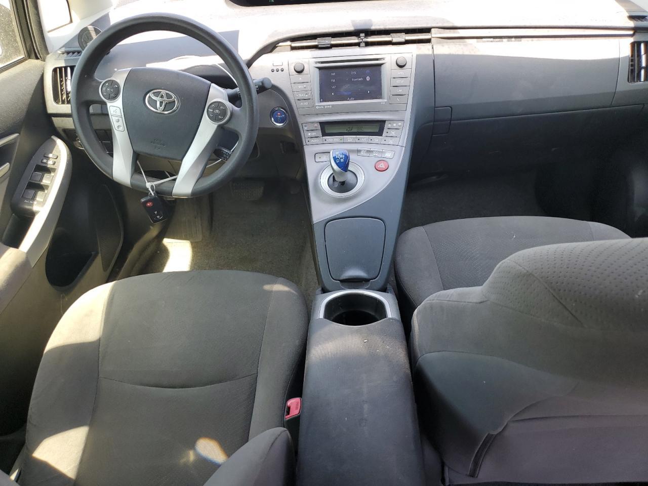 2012 TOYOTA PRIUS
