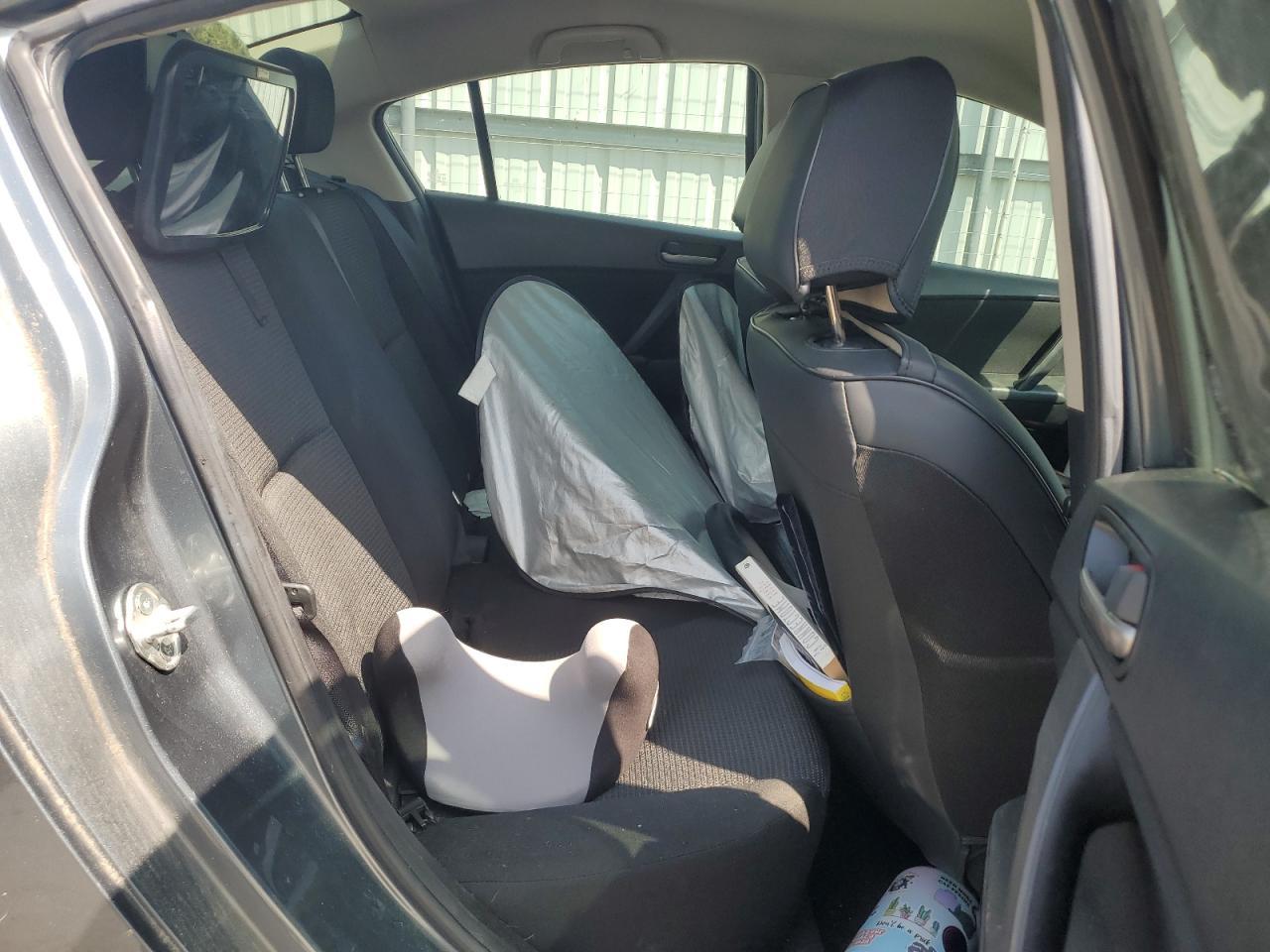 2013 MAZDA 3