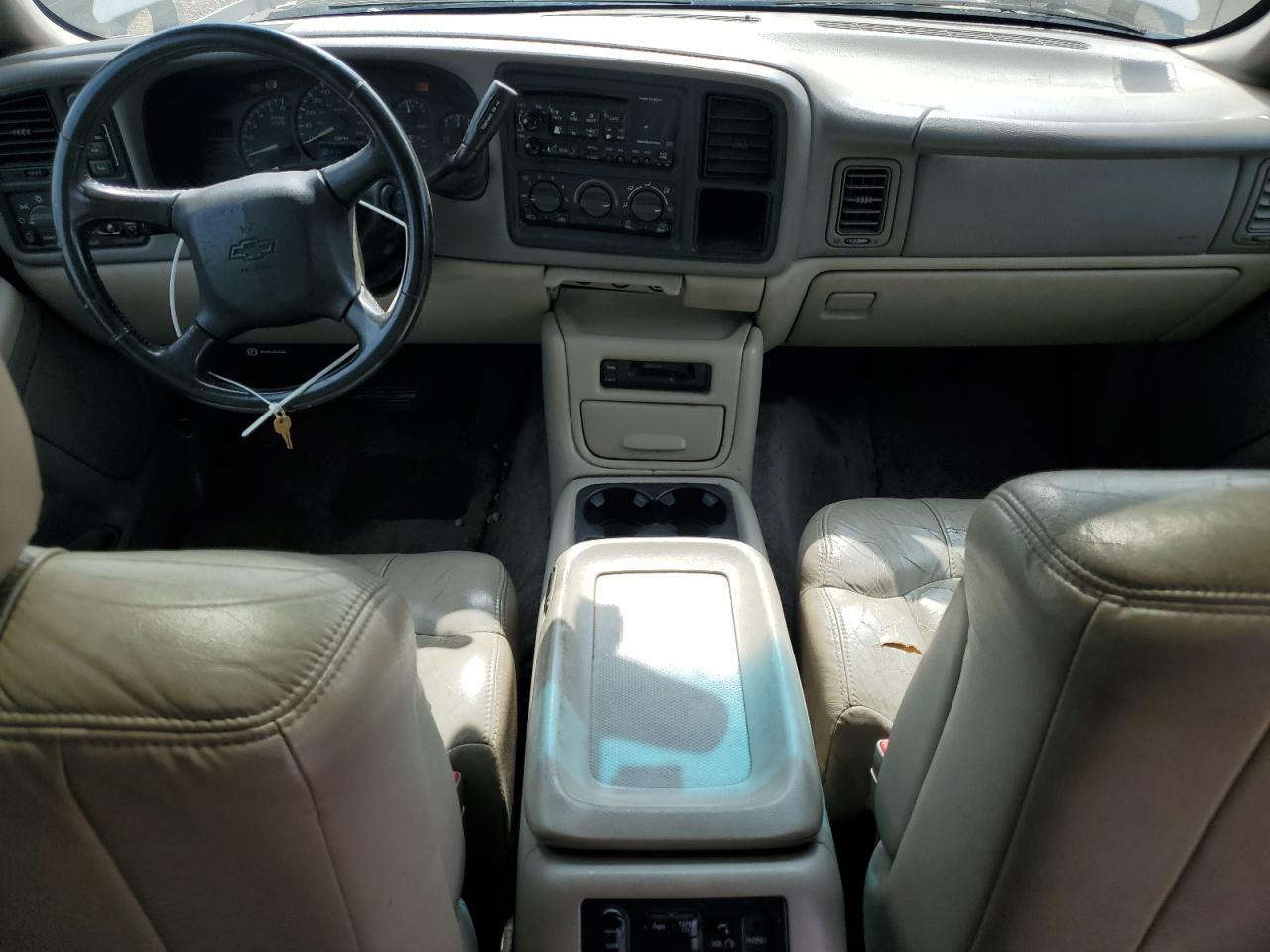 2002 CHEVROLET Tahoe
