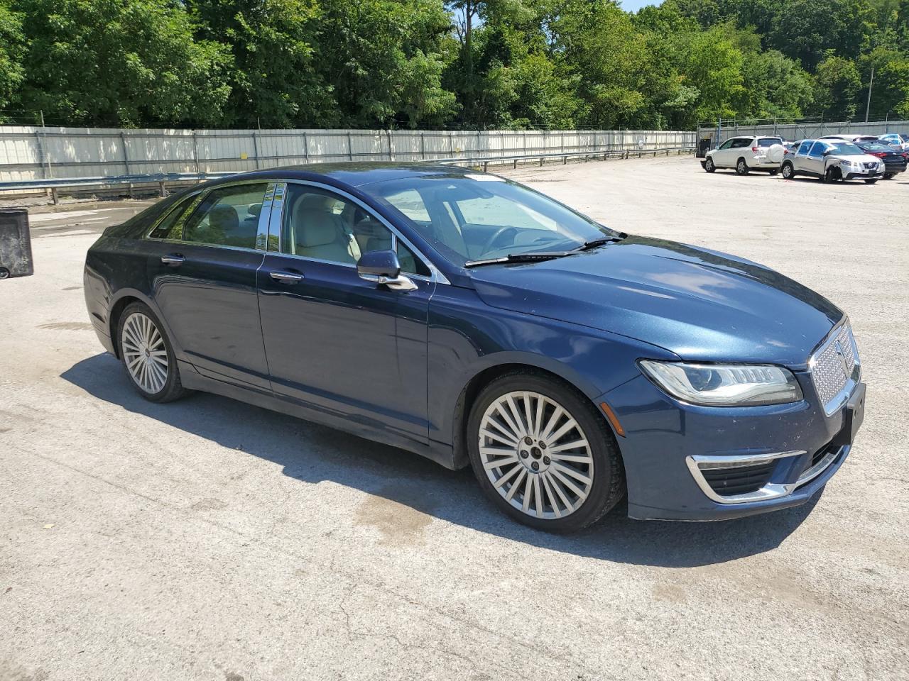 2017 LINCOLN MKZ