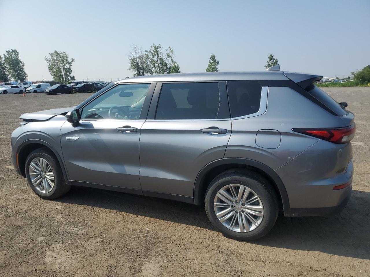 2023 MITSUBISHI outlander