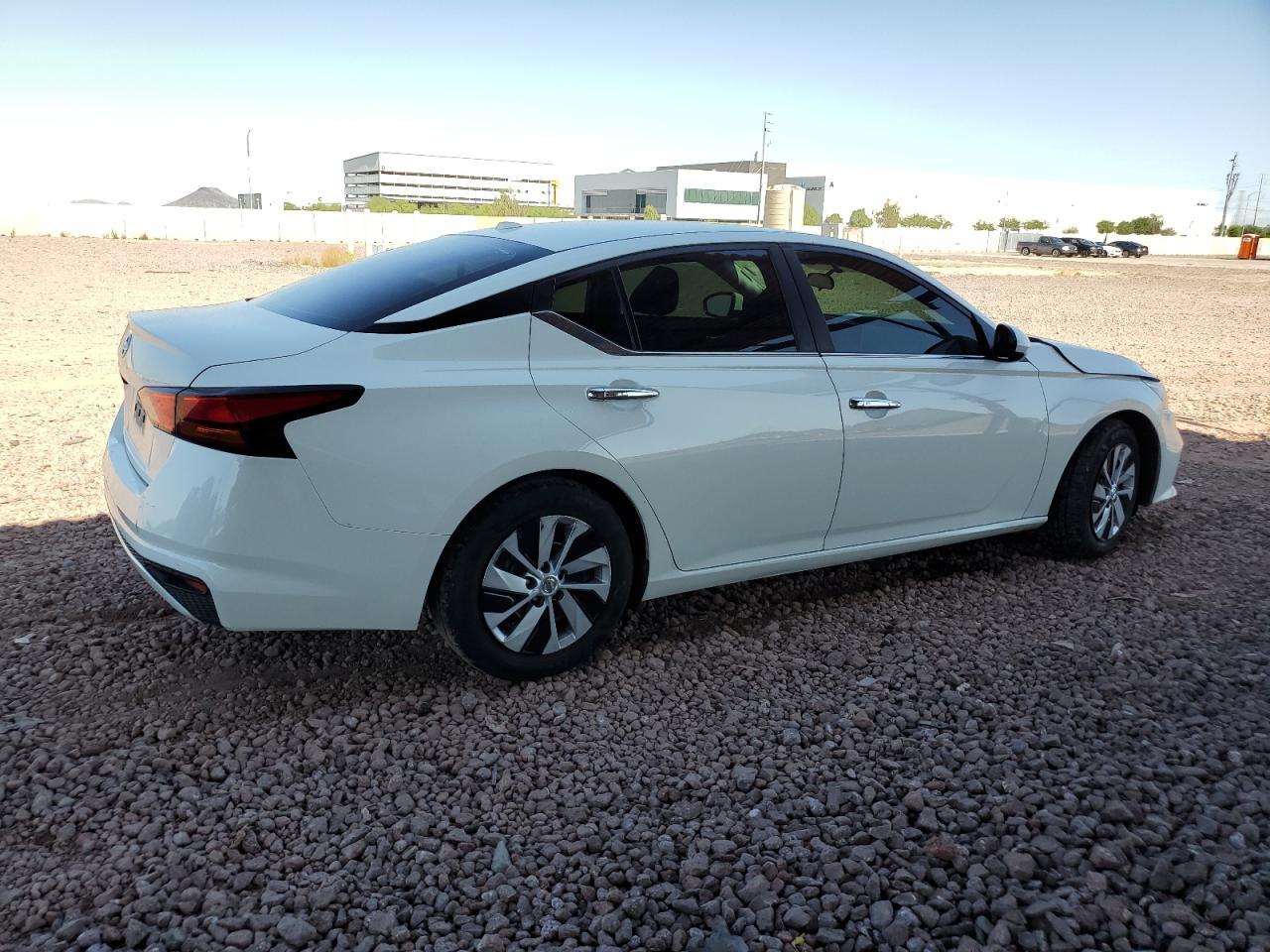2019 NISSAN ALTIMA