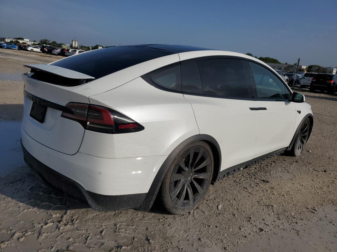 2022 TESLA MODEL X