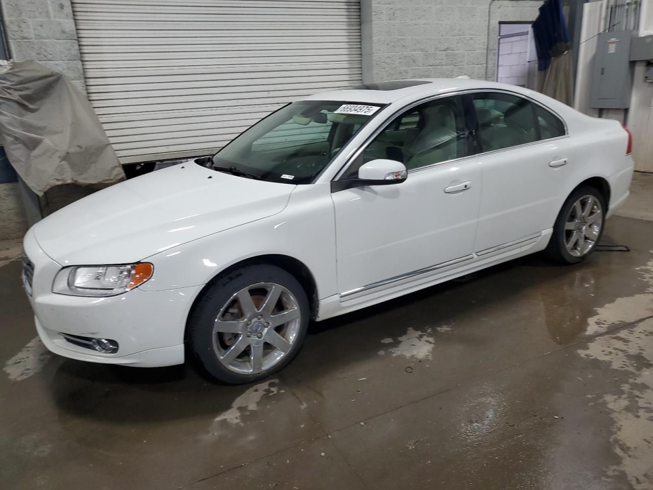2011 VOLVO S80