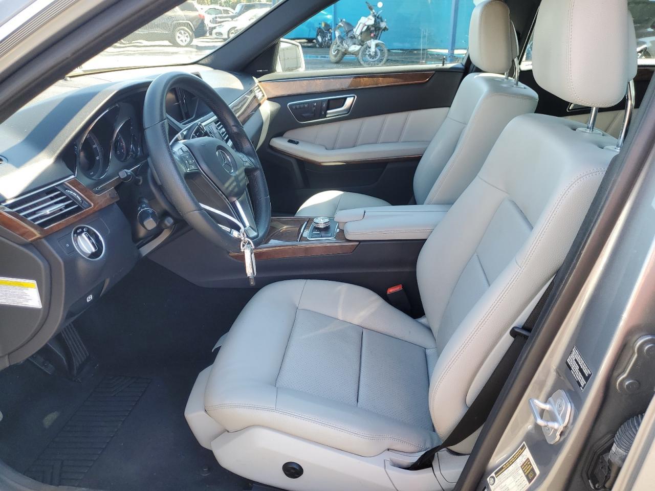 2013 MERCEDES-BENZ E-Class