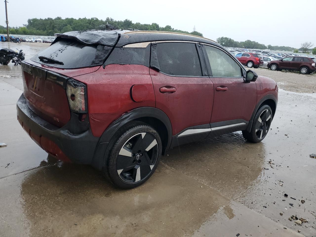 2025 NISSAN KICKS