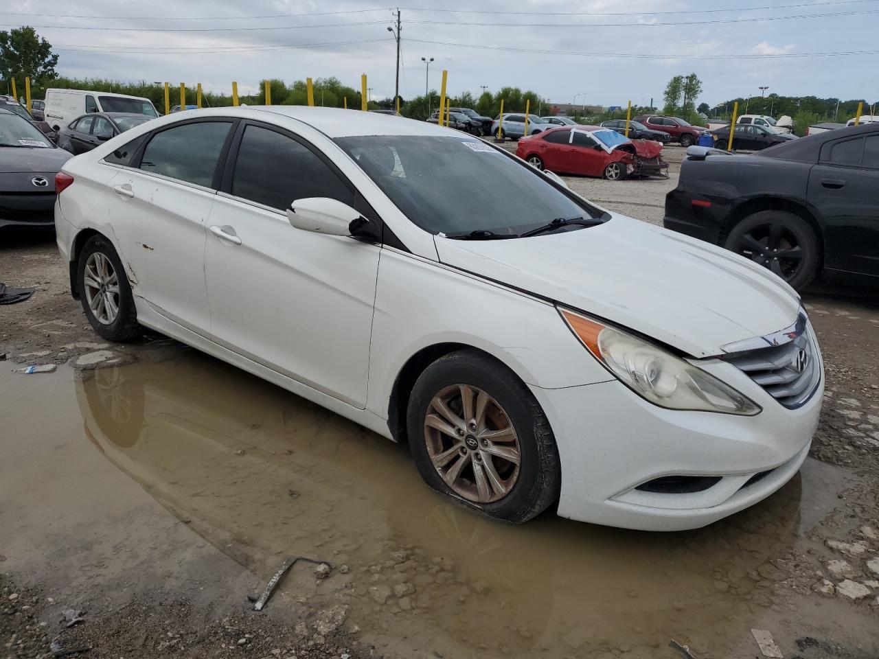 2011 HYUNDAI SONATA