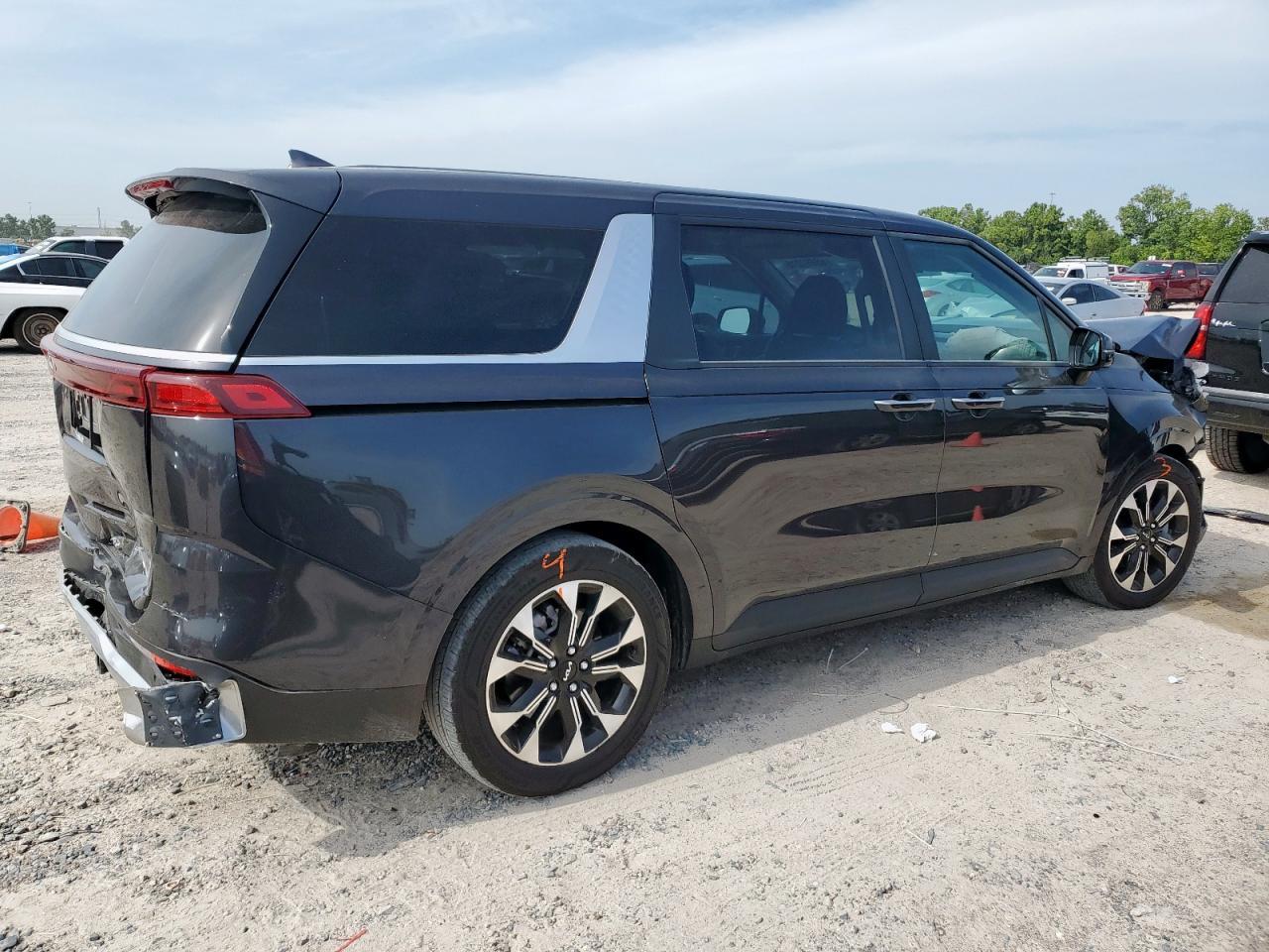 2024 KIA Carnival