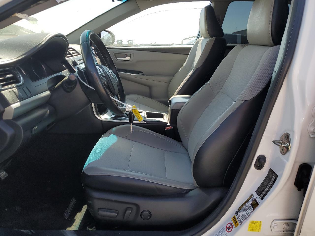 2017 TOYOTA CAMRY