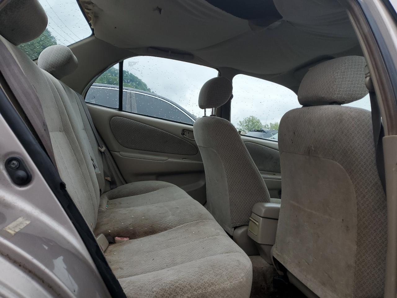 2001 TOYOTA COROLLA