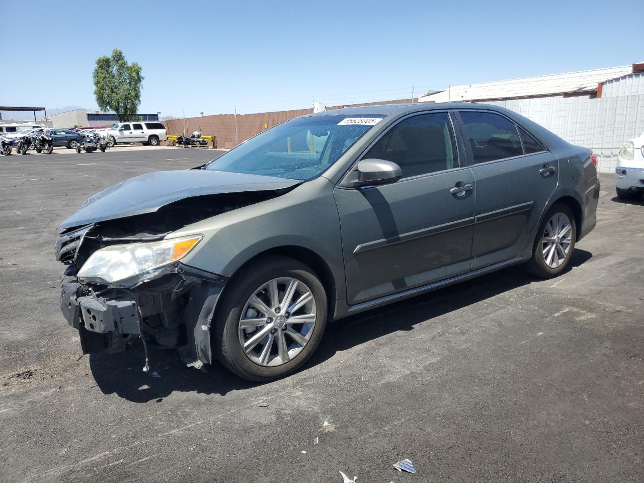2014 TOYOTA CAMRY