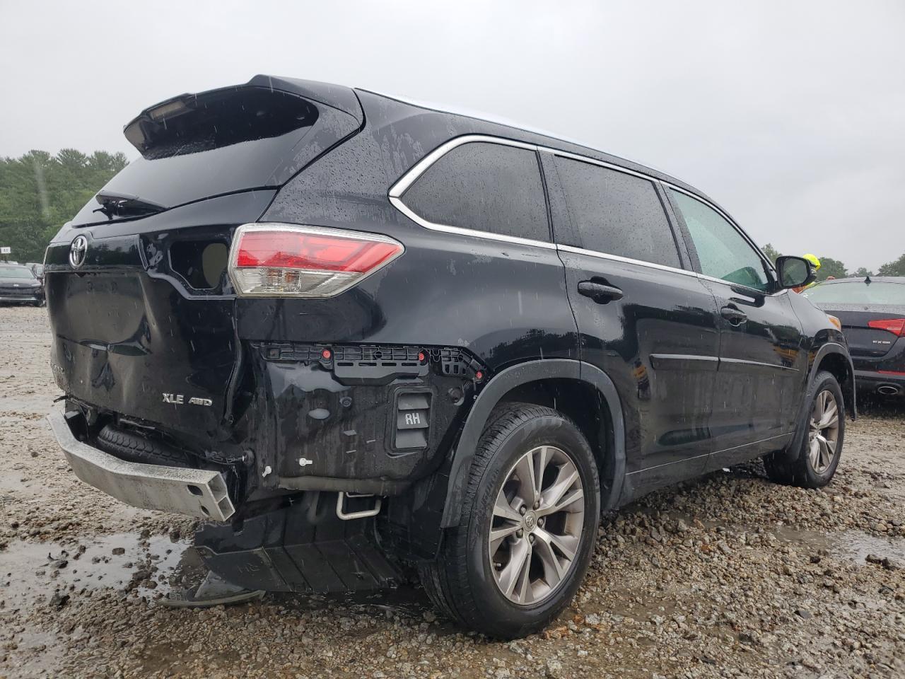 2014 TOYOTA HIGHLANDER