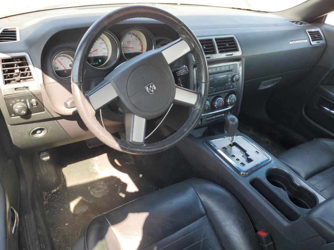 2009 DODGE Challenger