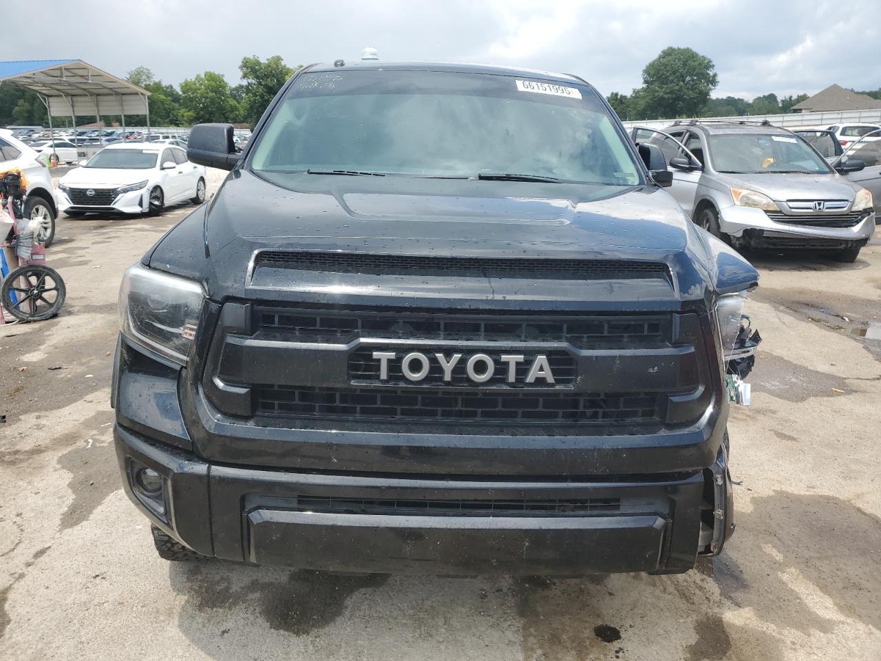 2017 TOYOTA TUNDRA