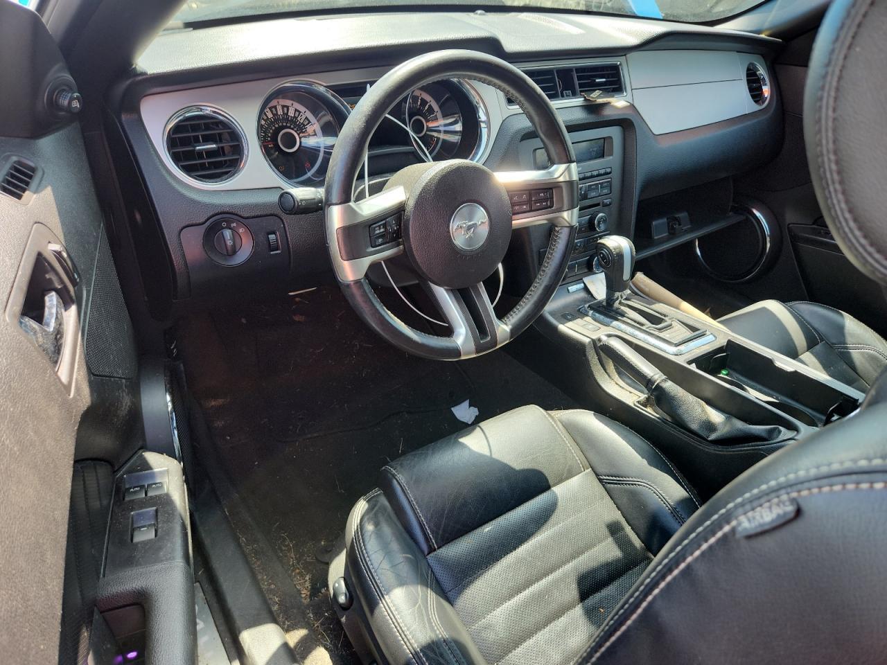 2013 FORD MUSTANG