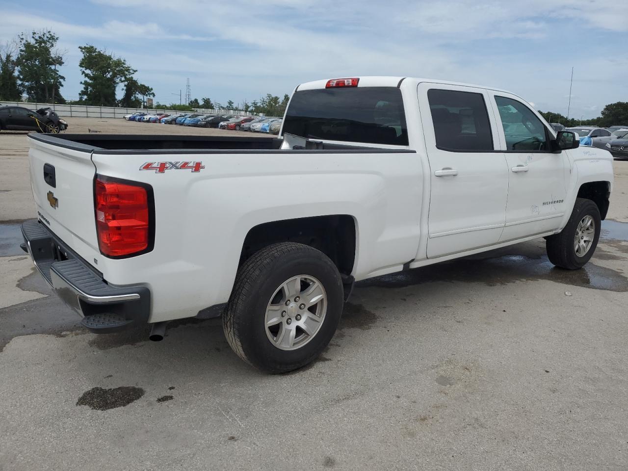 2017 CHEVROLET Silverado