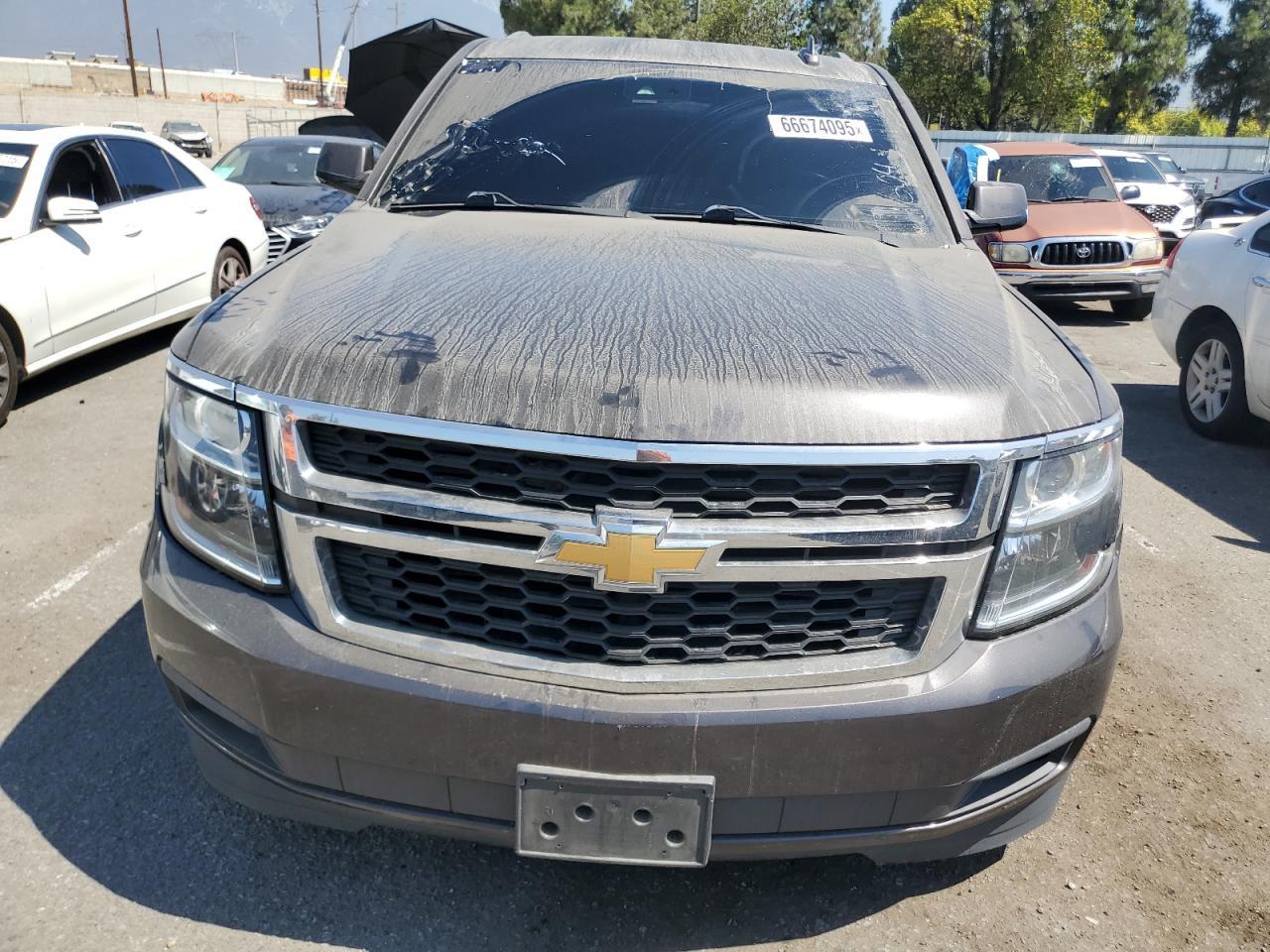 2017 CHEVROLET Tahoe