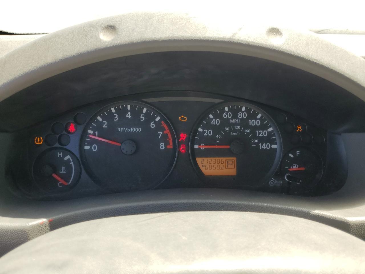 2012 NISSAN Frontier