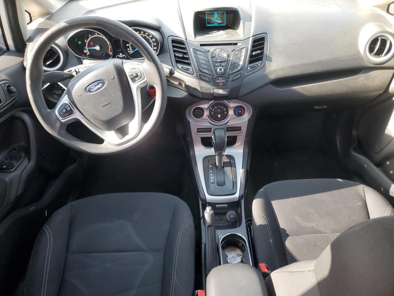 2017 FORD Fiesta