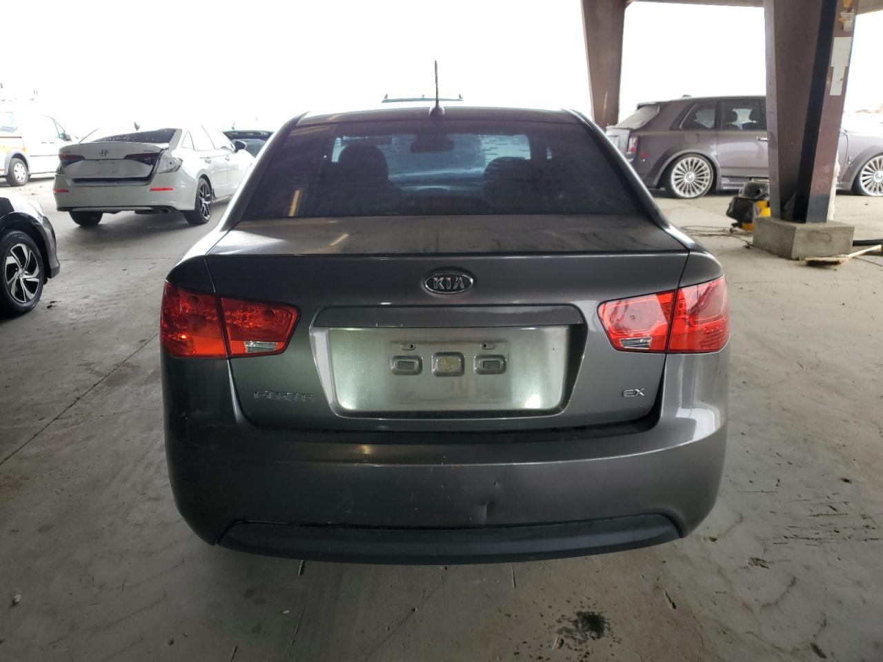 2013 KIA FORTE