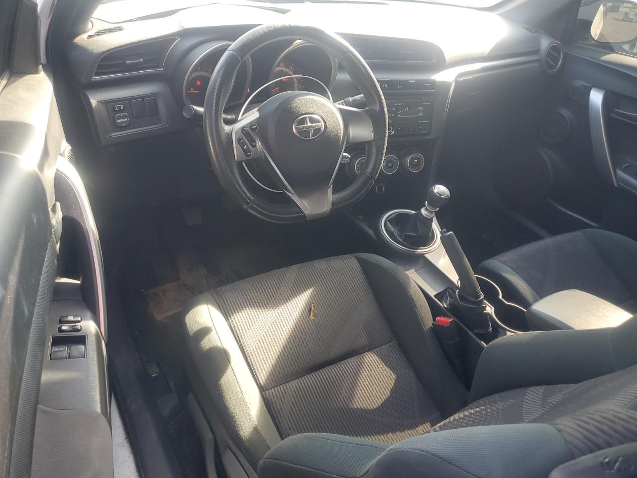 2013 TOYOTA SCION