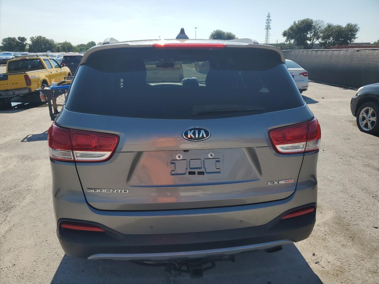 2017 KIA SORENTO