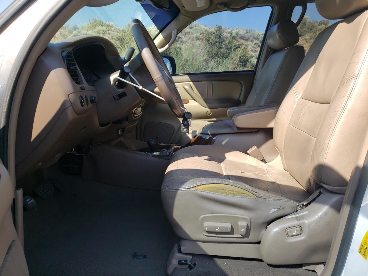 2002 TOYOTA Sequoia