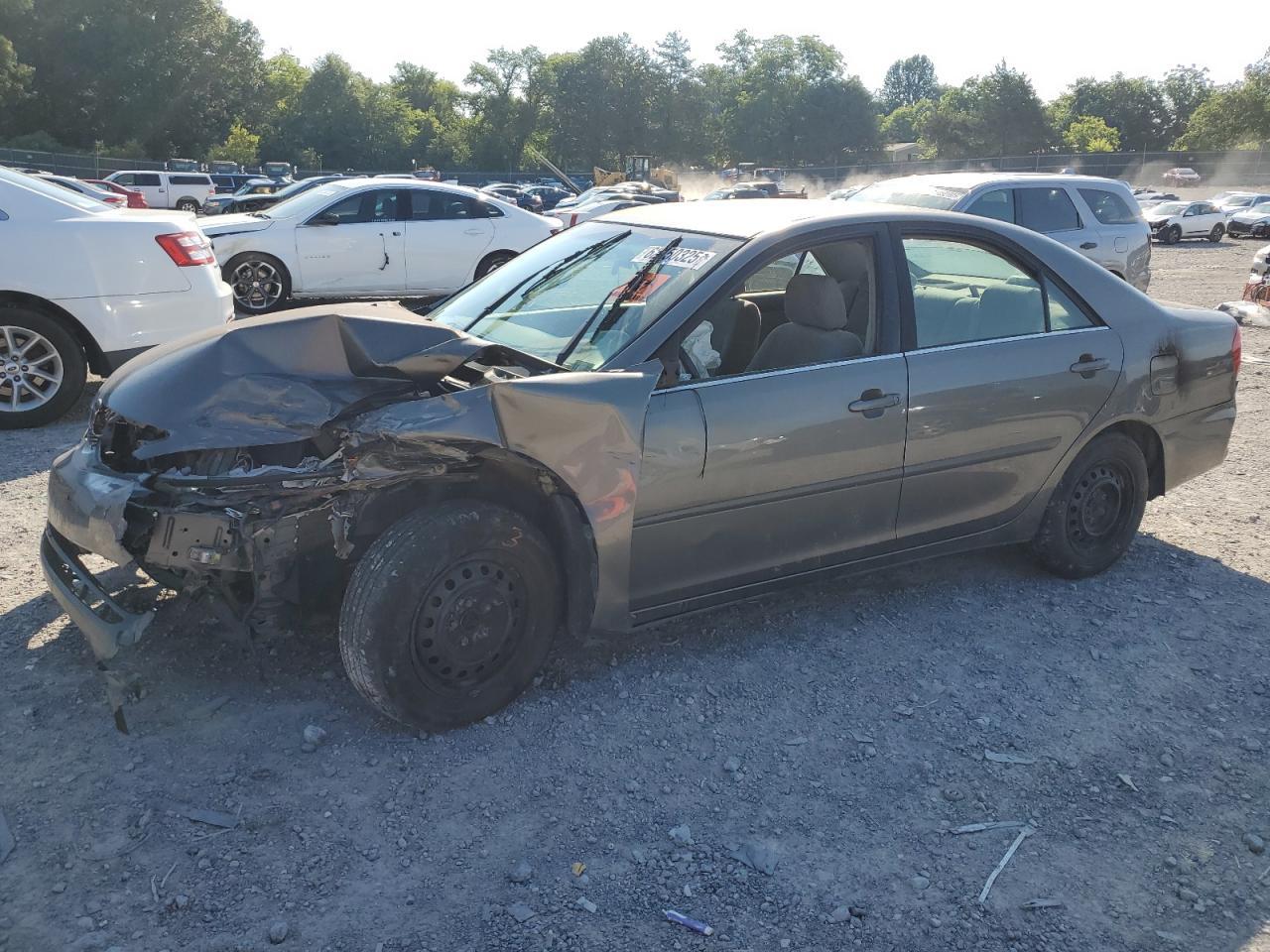 2004 TOYOTA CAMRY