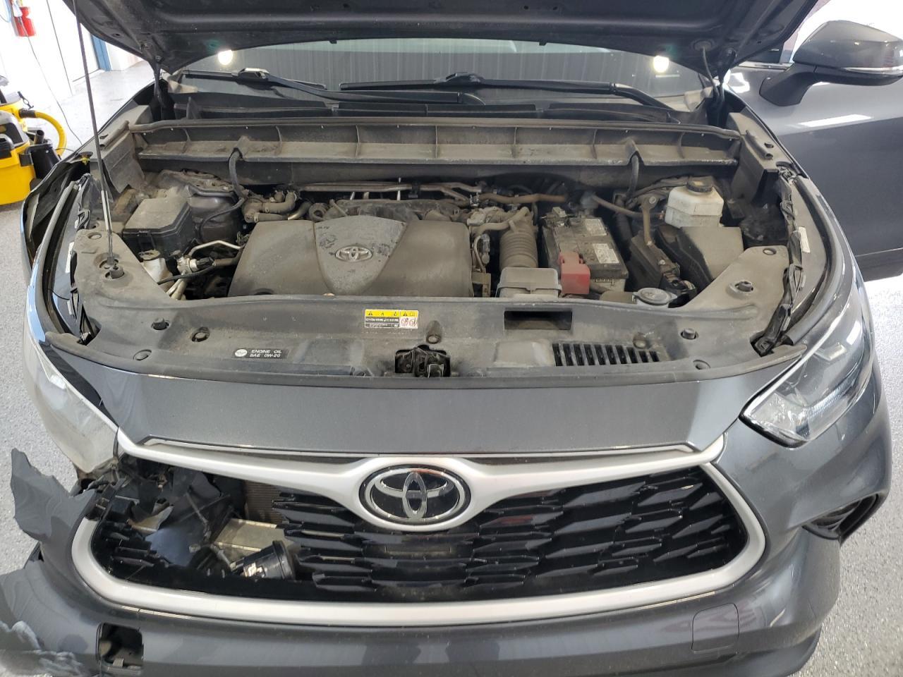 2022 TOYOTA HIGHLANDER