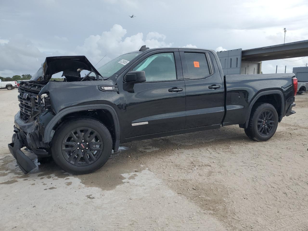 2023 GMC Sierra