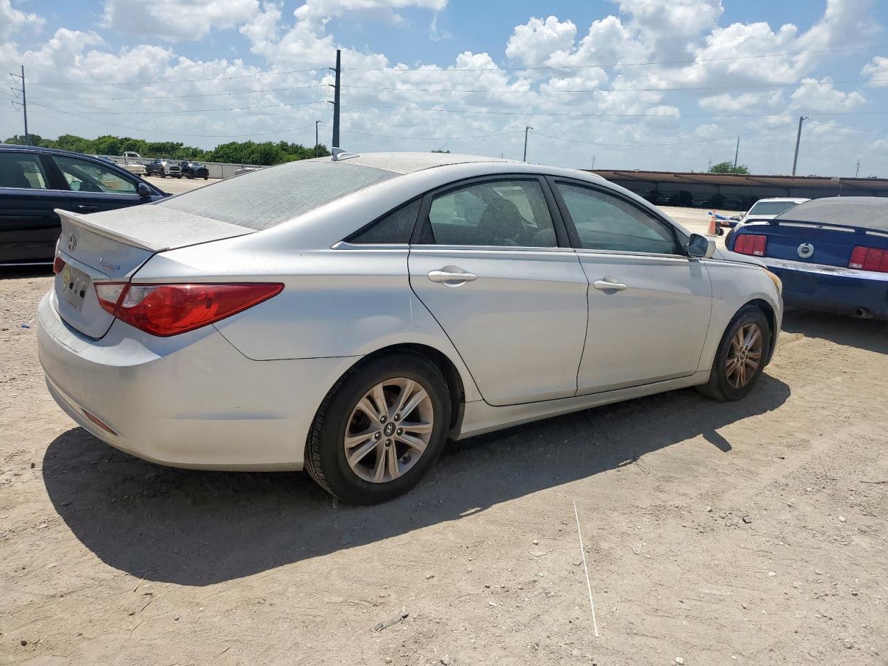 2013 HYUNDAI SONATA