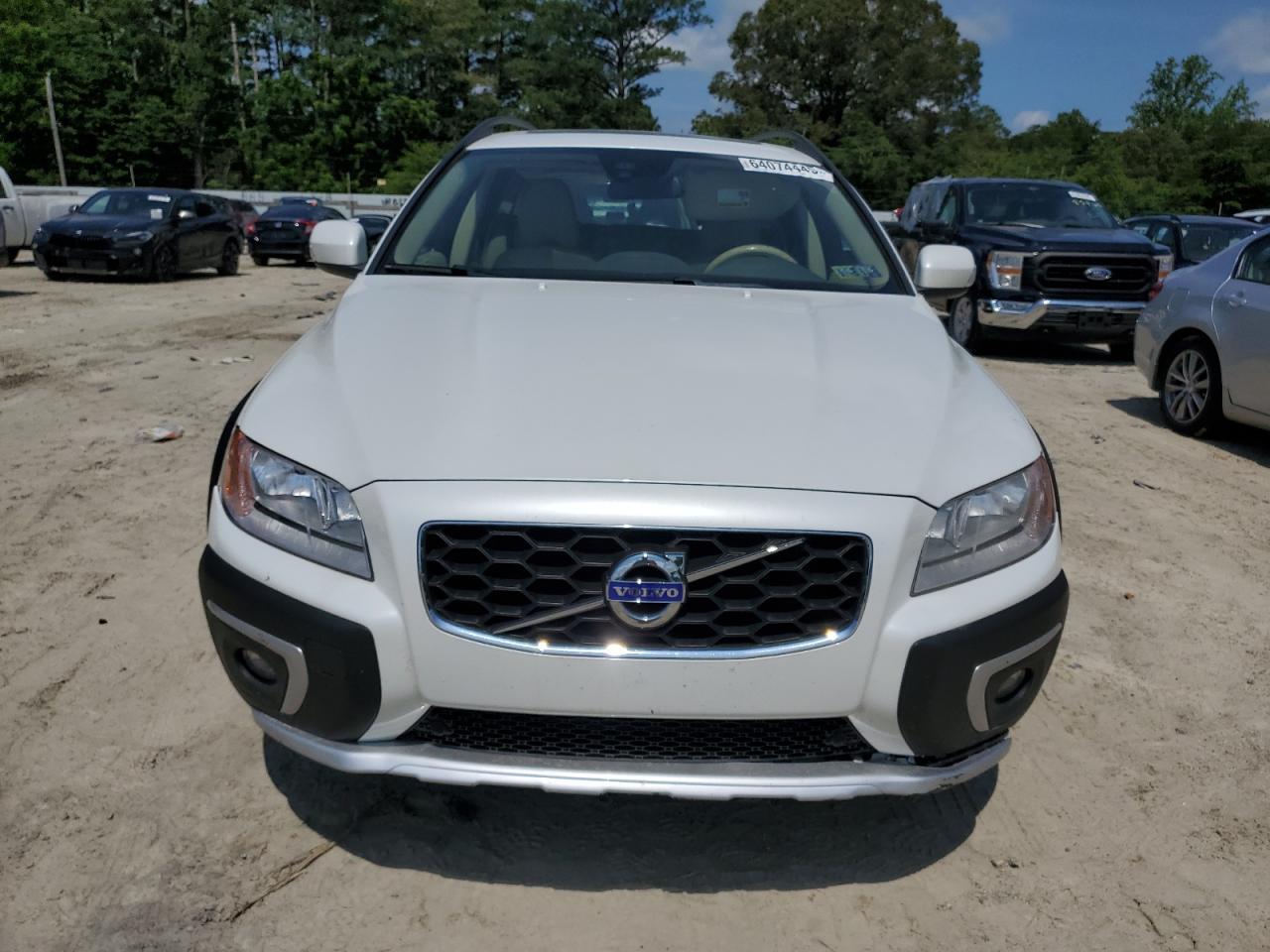 2015 VOLVO XC70
