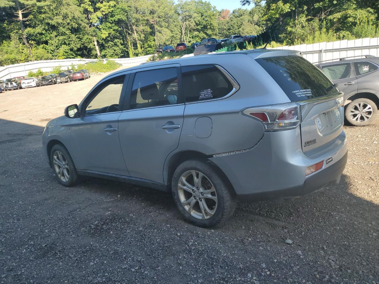 2014 MITSUBISHI outlander