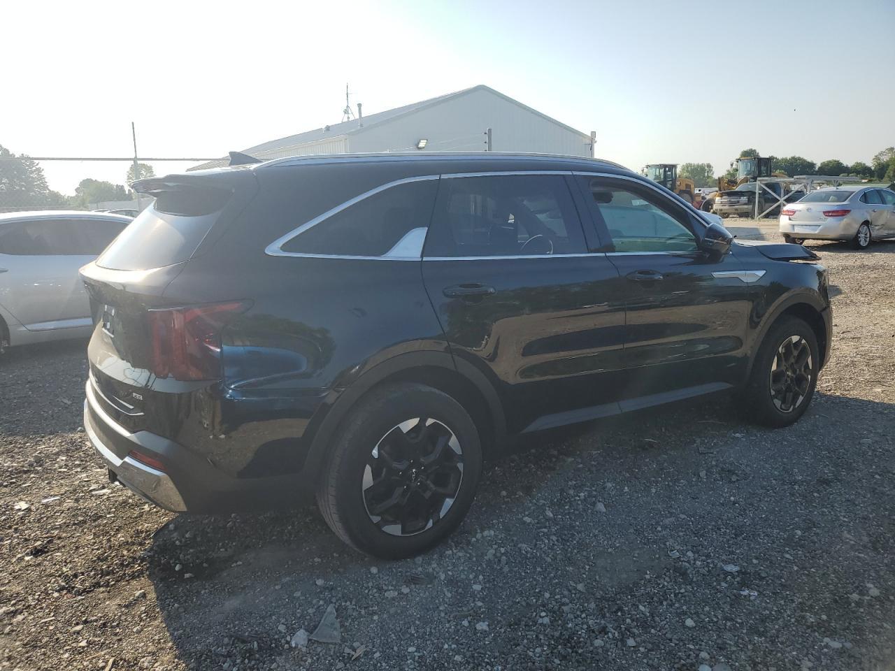 2025 KIA SORENTO