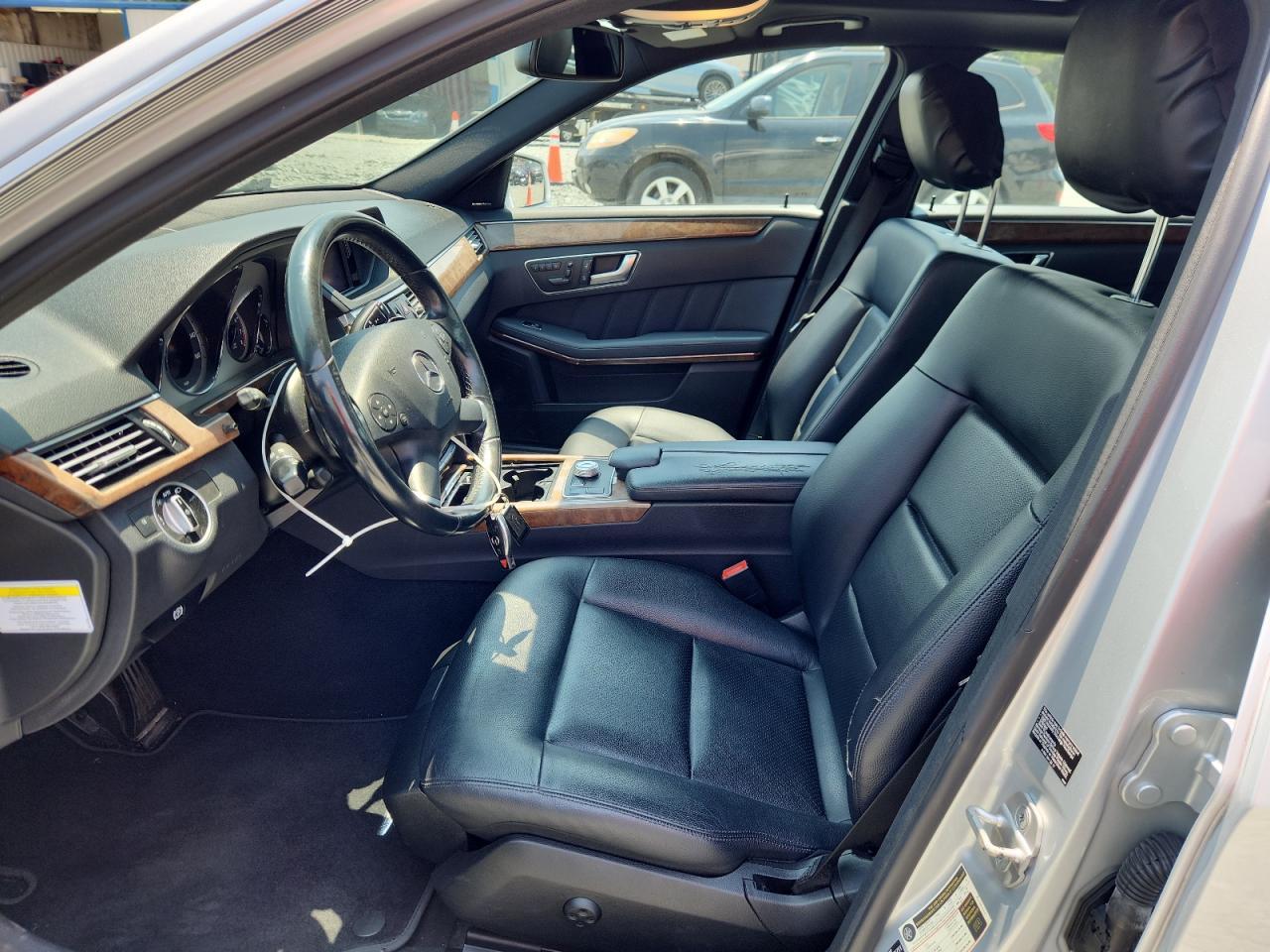2012 MERCEDES-BENZ E-Class