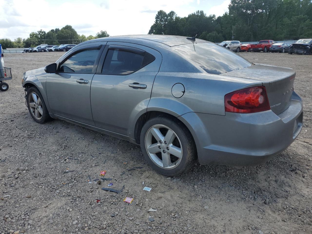 2011 DODGE Avenger