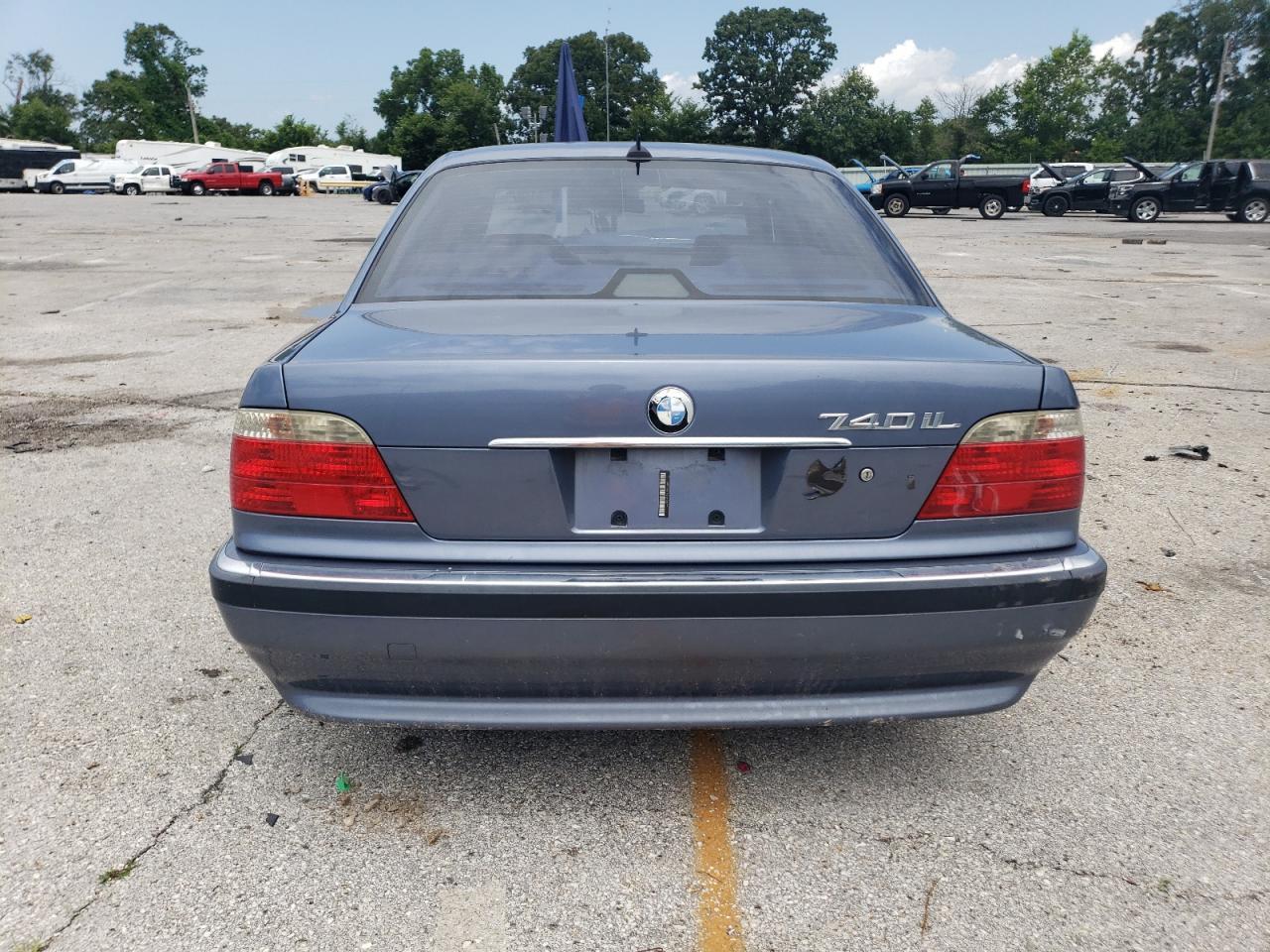 2001 BMW 7 series