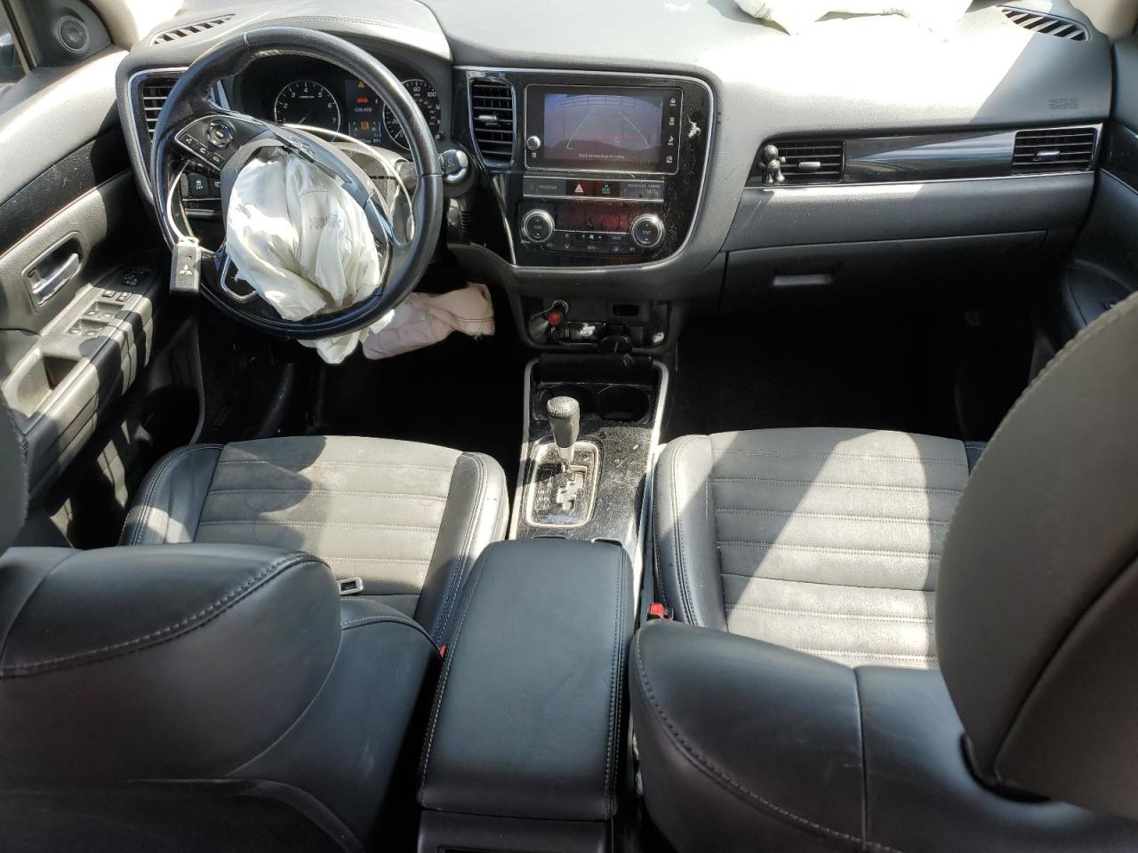 2019 MITSUBISHI outlander