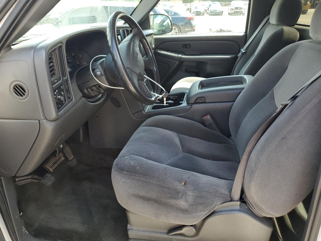 2004 GMC Sierra