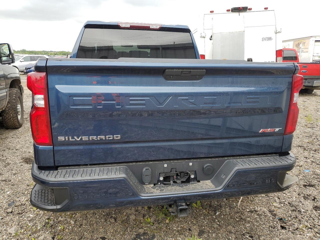 2021 CHEVROLET Silverado