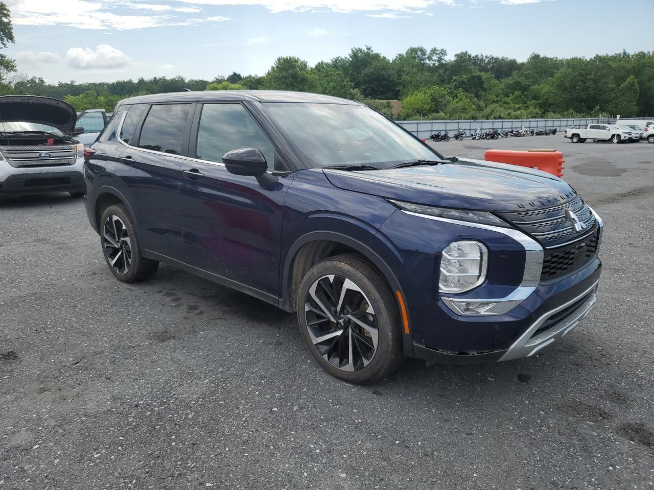 2022 MITSUBISHI outlander