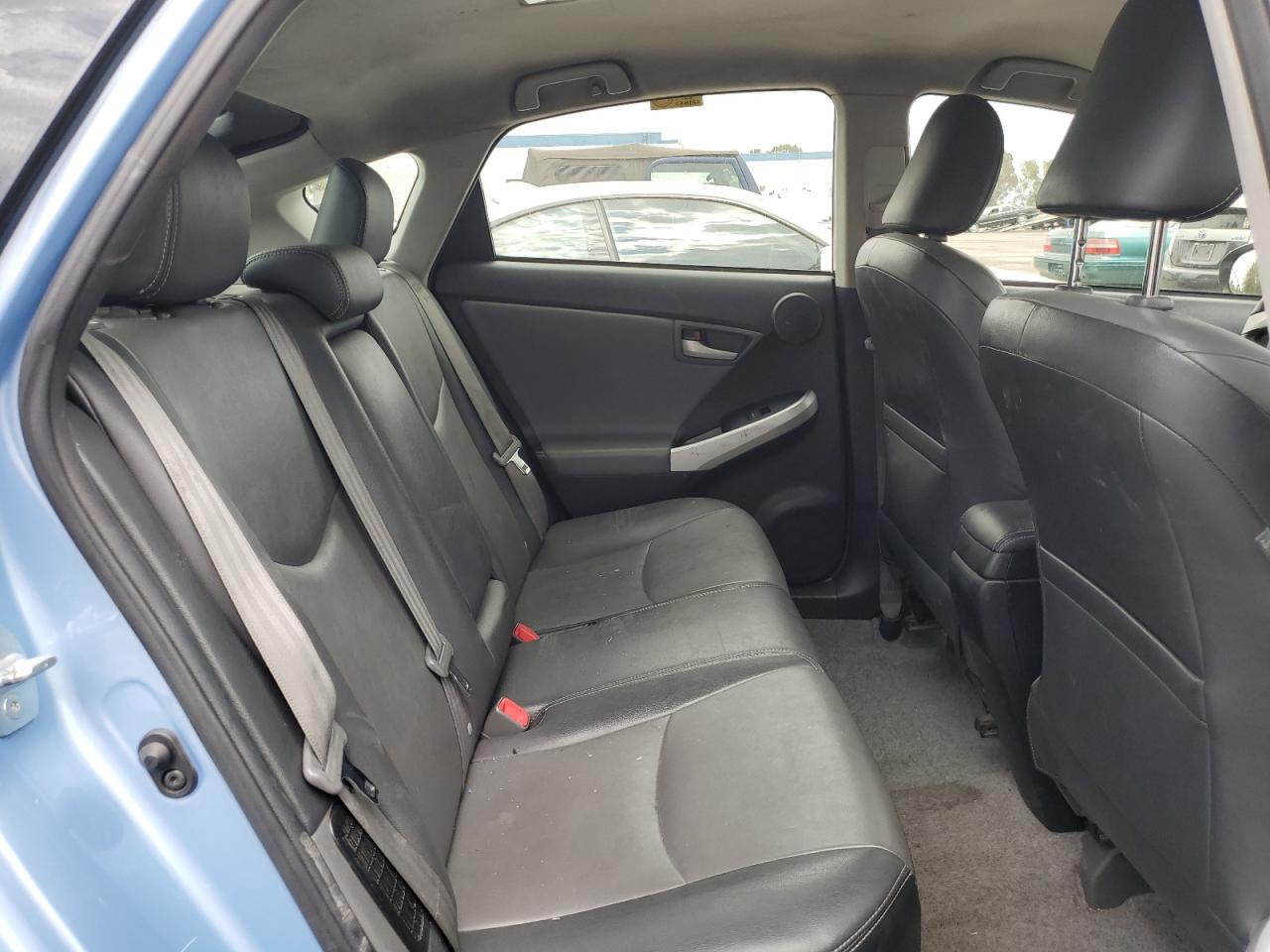 2014 TOYOTA Prius Plug-In