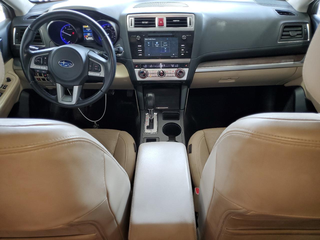 2017 SUBARU Outback