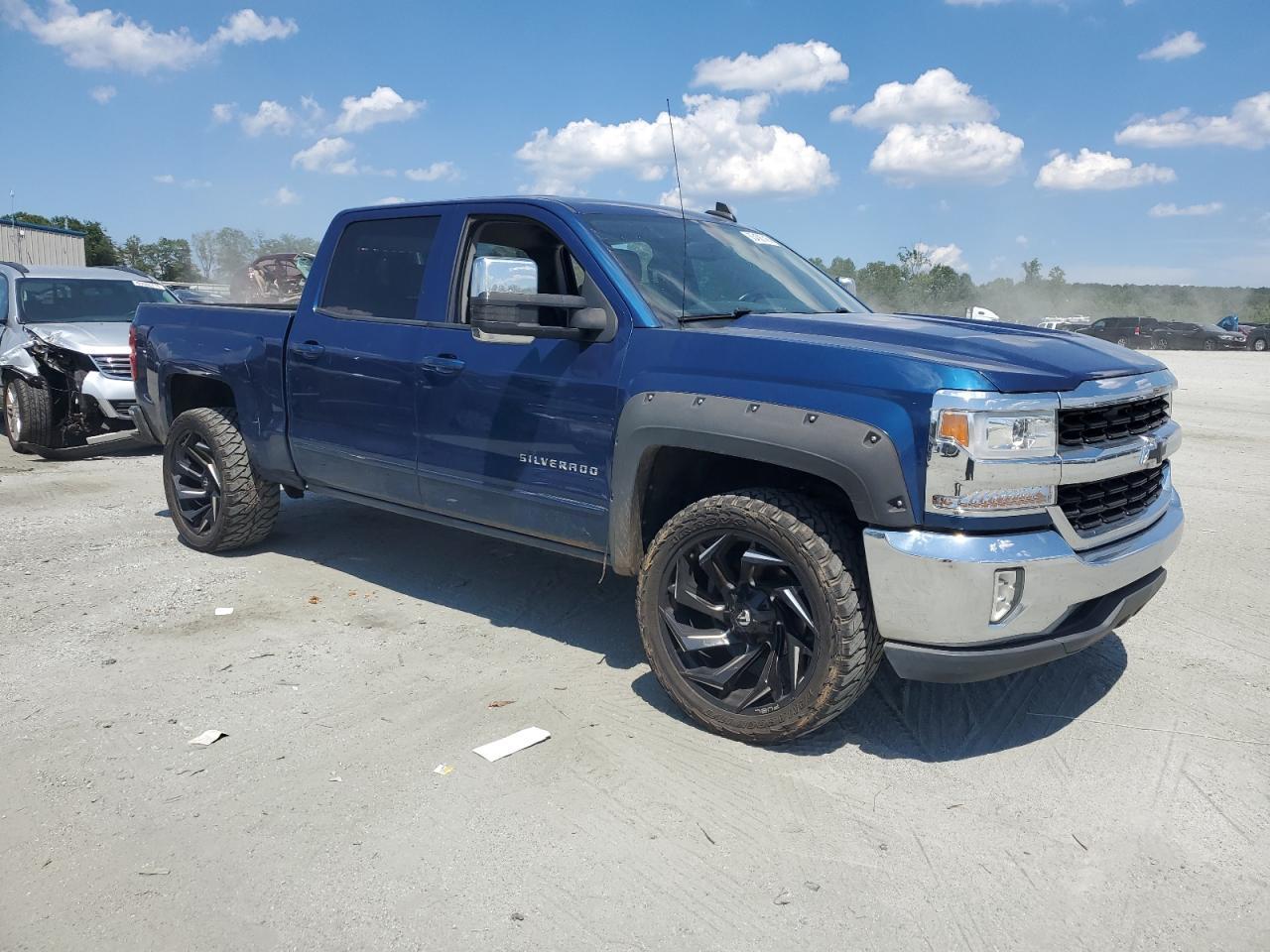 2017 CHEVROLET Silverado