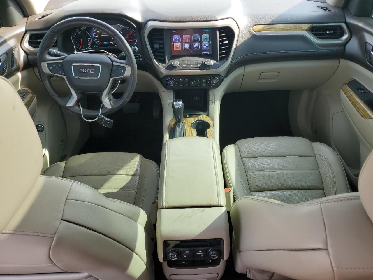 2017 GMC ACADIA