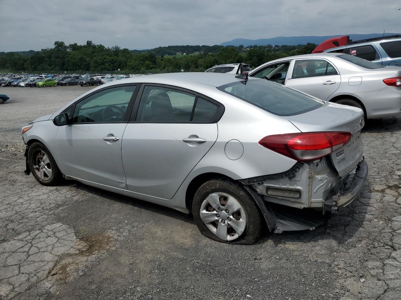 2017 KIA FORTE