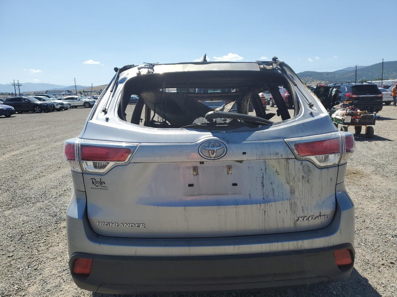 2016 TOYOTA HIGHLANDER
