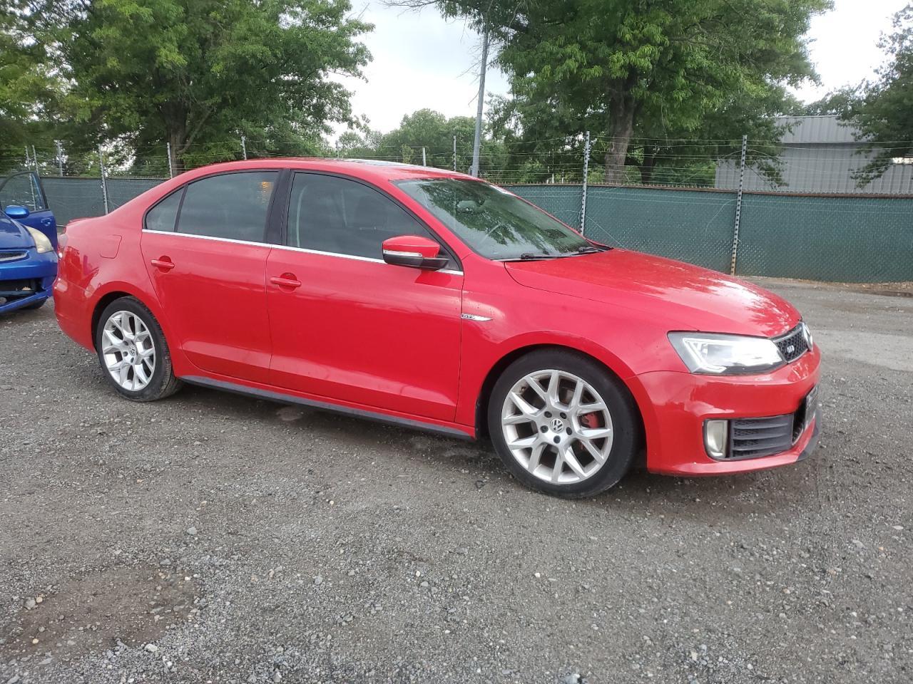 2013 VOLKSWAGEN JETTA