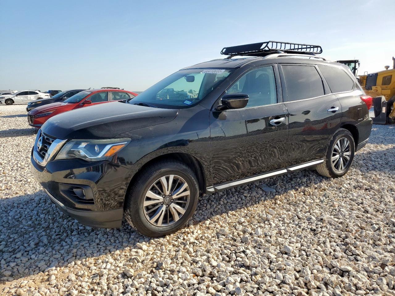 2017 NISSAN PATHFINDER