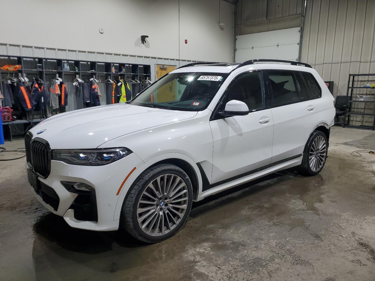 2021 BMW X7